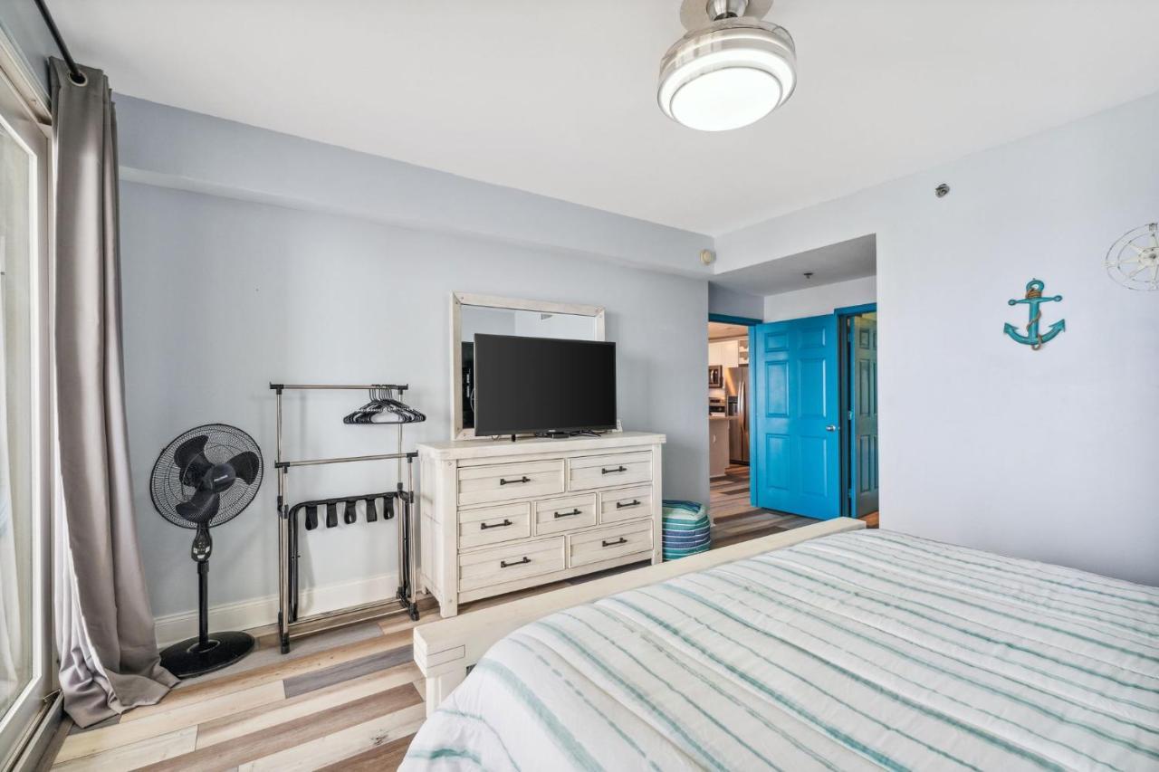 Holiday home Eternal Waters At Laketown Wharf #1221 By Nautical Vacation Panama City Beach
