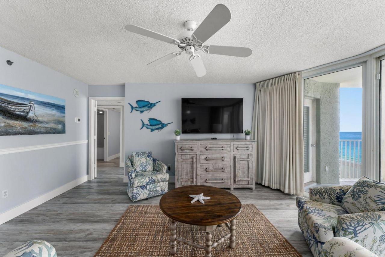 Holiday home Long 607-4 Free Chairs With Your *