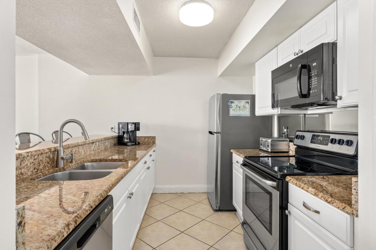 Enjoy A Birds Eye View At Panama Apartment
