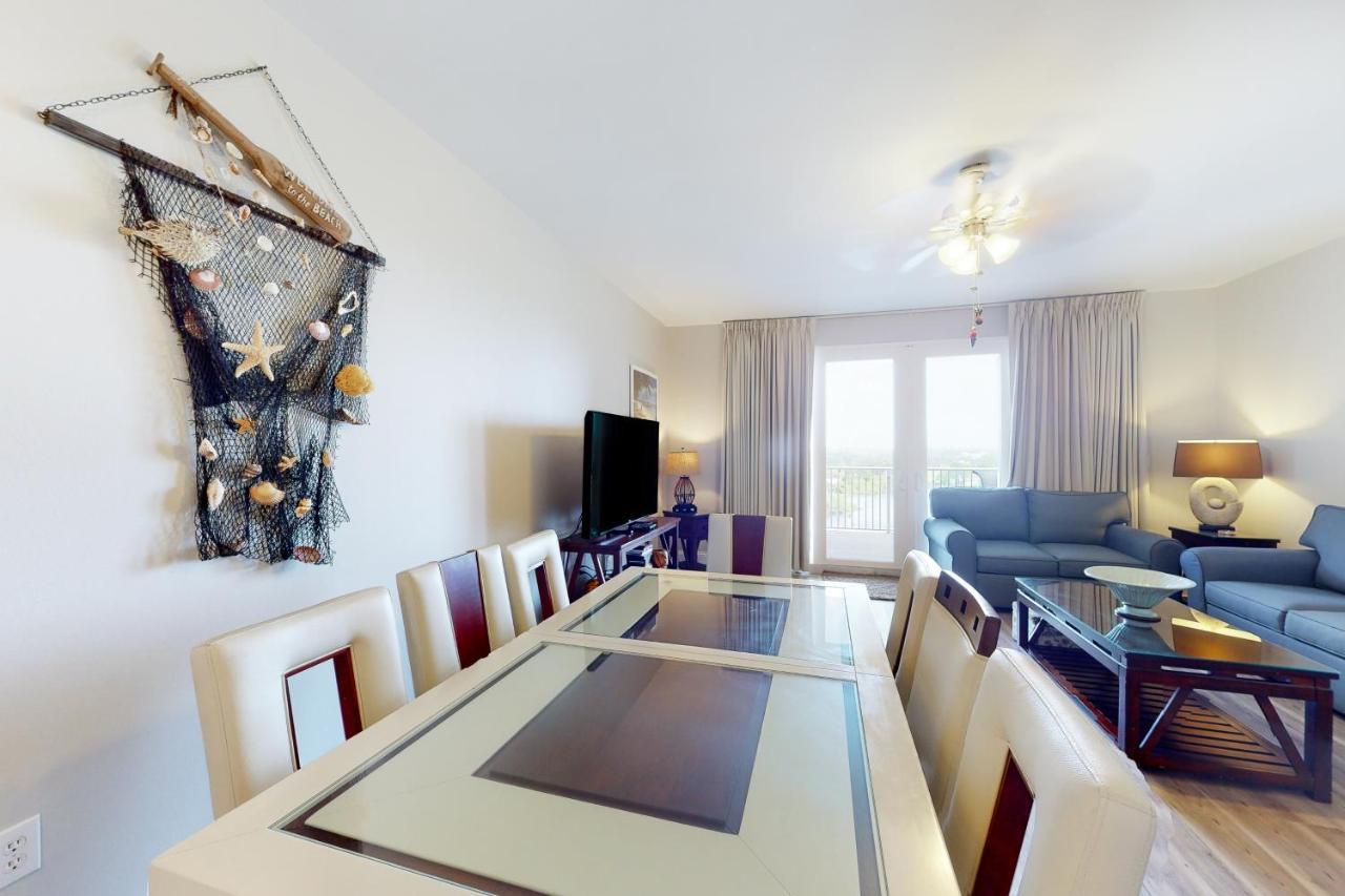 Laketown Wharf 933 Hotel