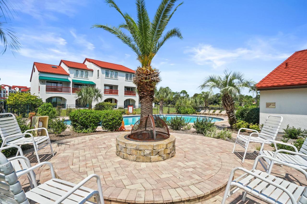 Apartment St Thomas Square By Panhandle Getaways