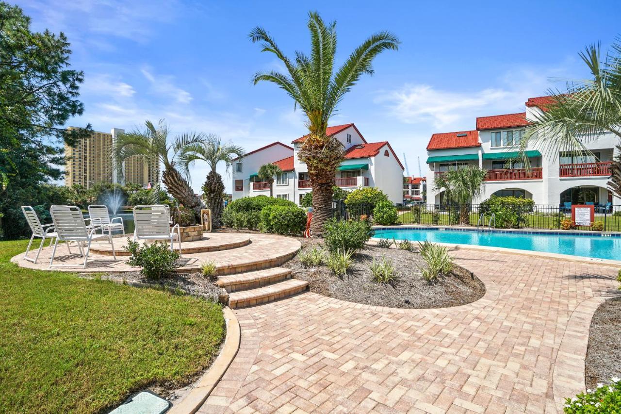Apartment St Thomas Square By Panhandle Getaways