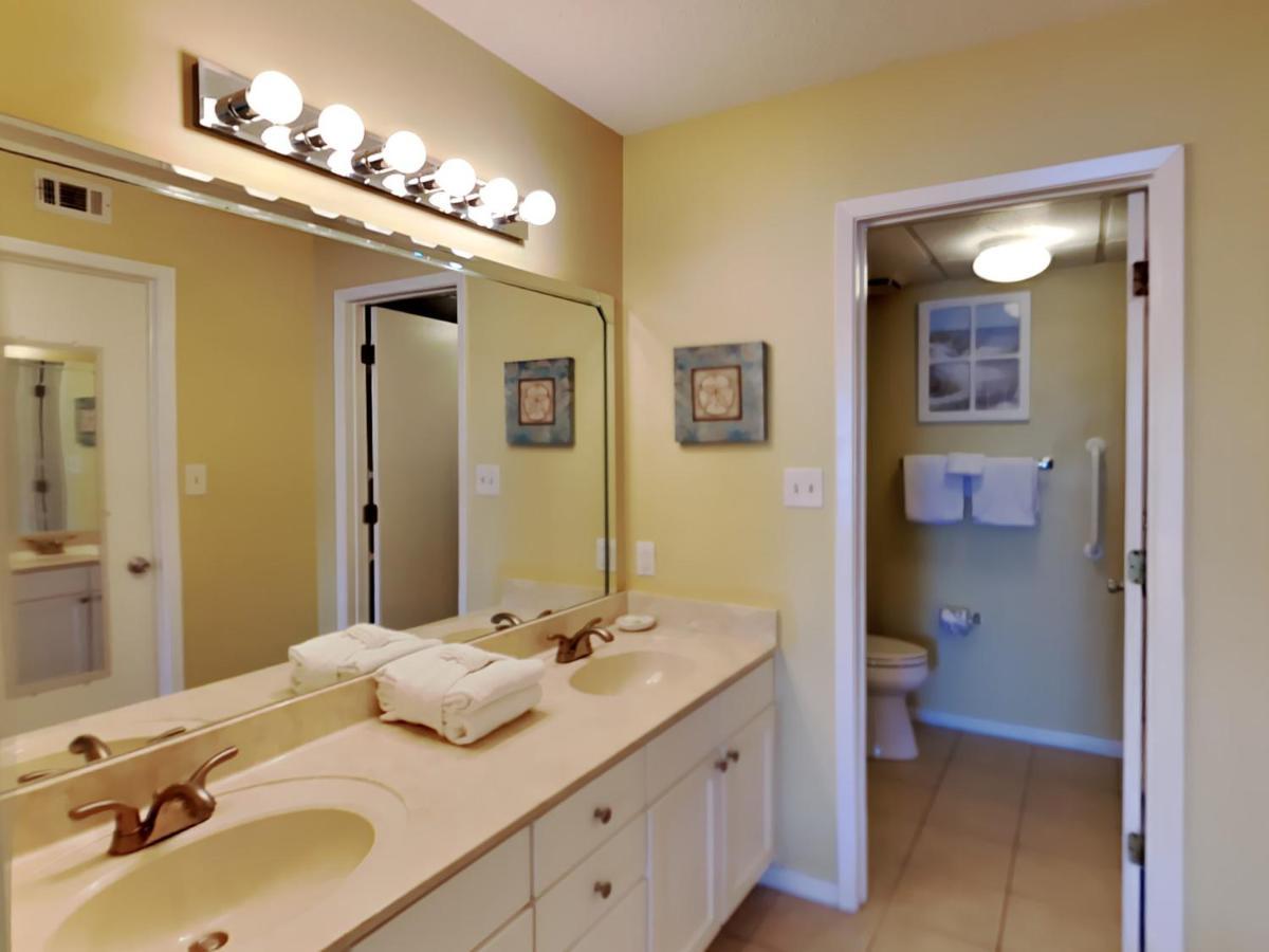 Edgewater 2903 Apartment
