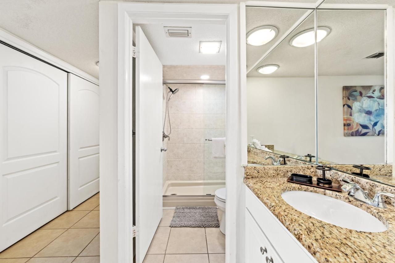 Enjoy A Birds Eye View At Panama Apartment