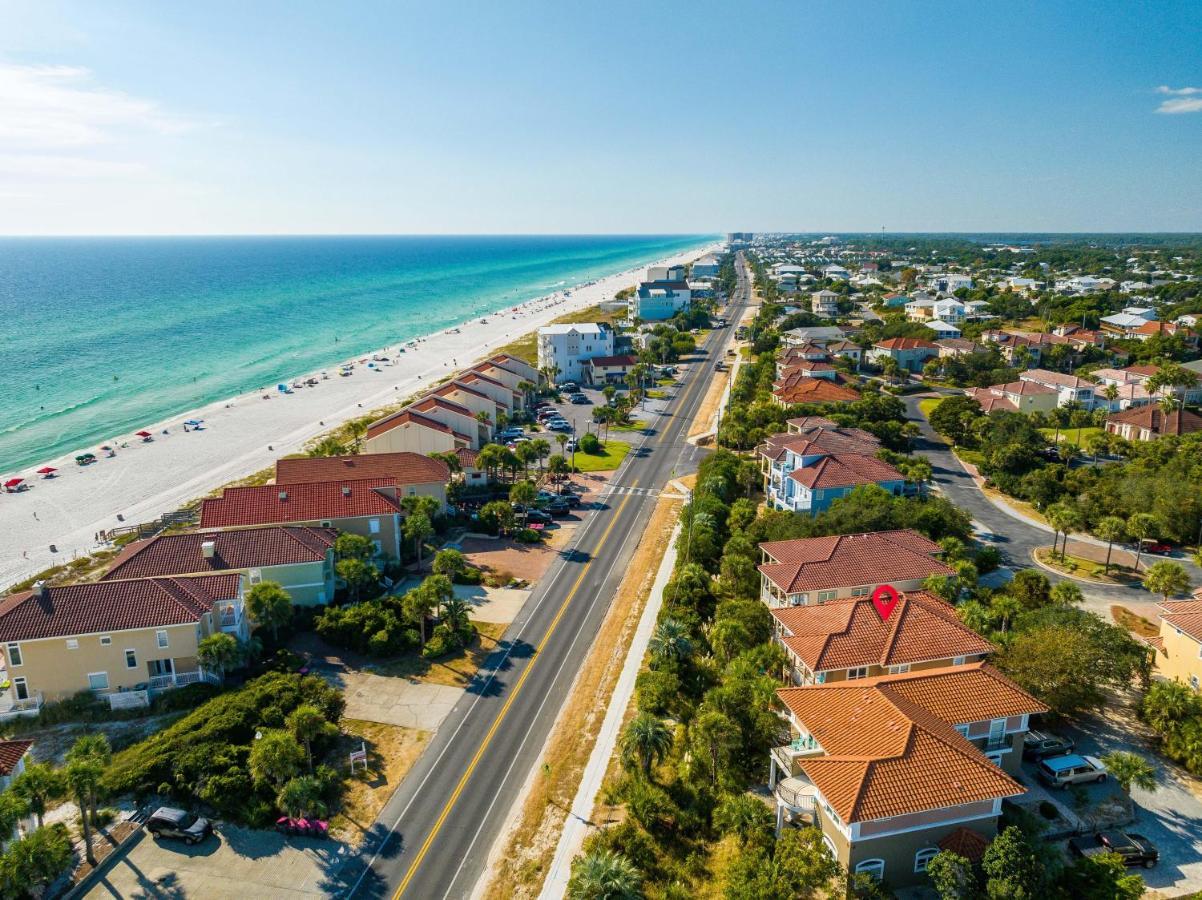 Holiday home Luv Pcb By Seeker Vacations *