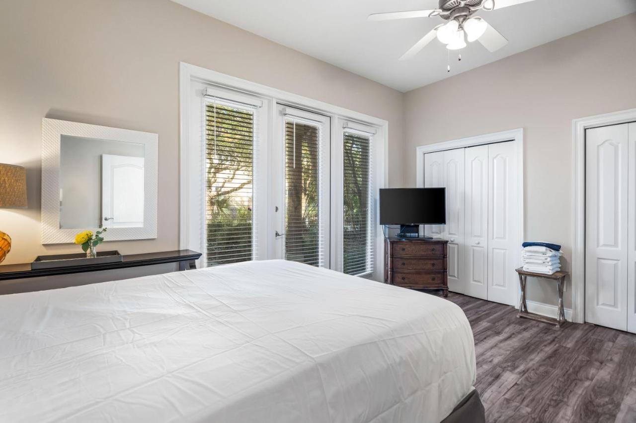 Holiday home Luv Pcb By Seeker Vacations