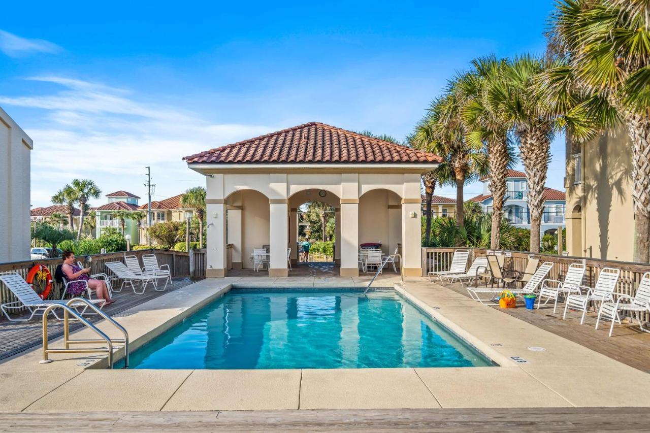 Luv Pcb By Seeker Vacations