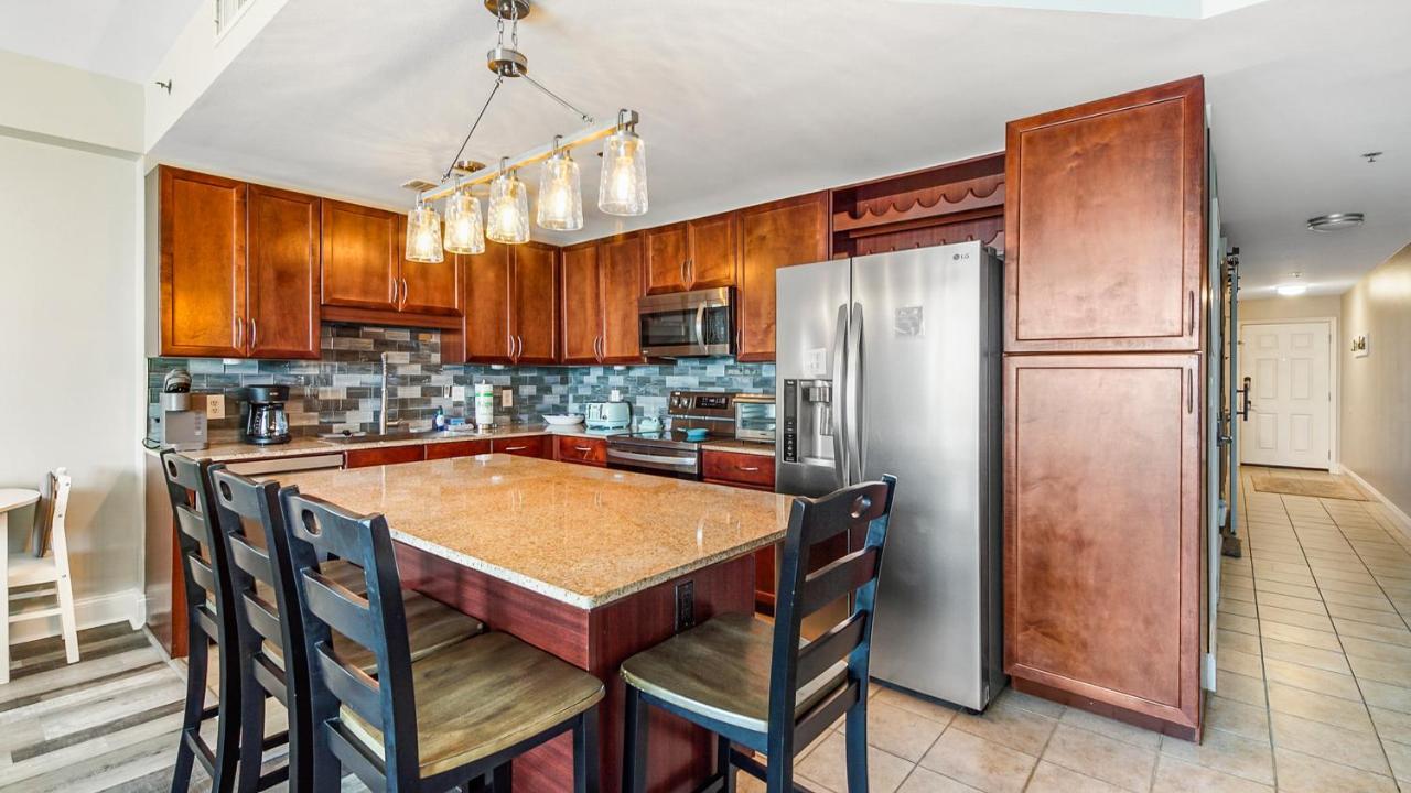 Laketown Wharf #1202 By Nautical Vacation Holiday home *