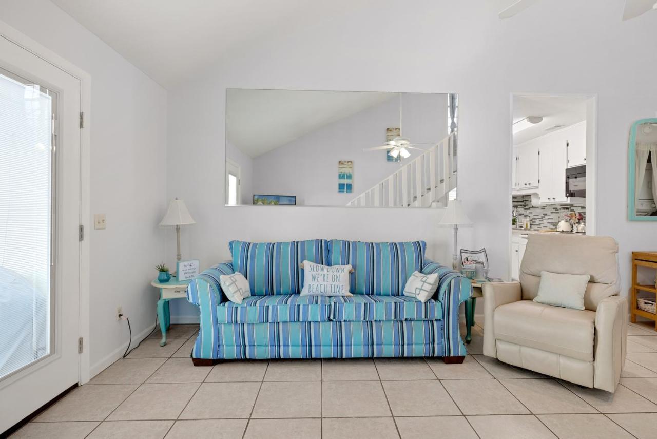 Chic Townhouse Steps To The Outdoor Pools * Panama City Beach