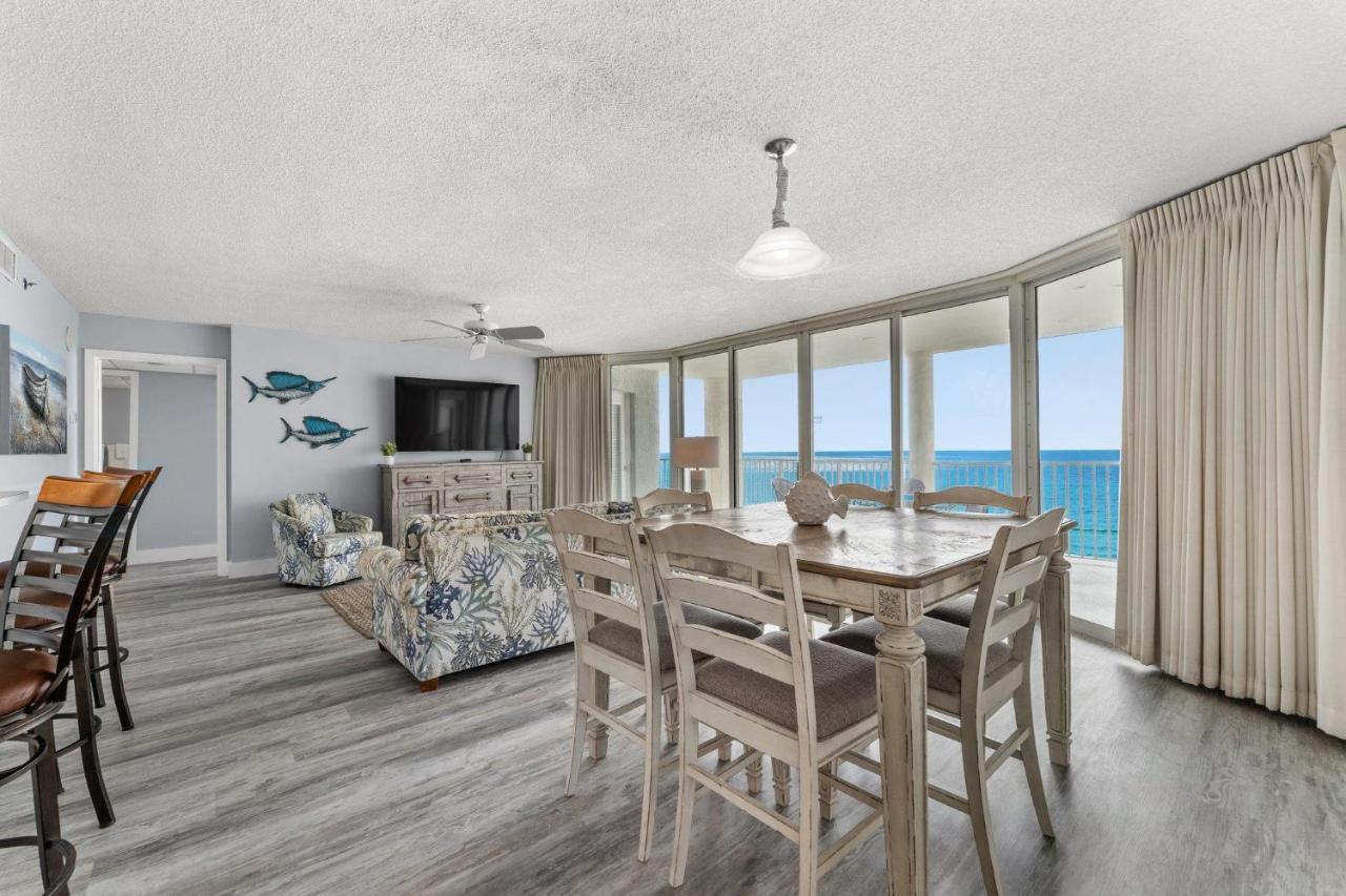 Holiday home Long 607-4 Free Chairs With Your *