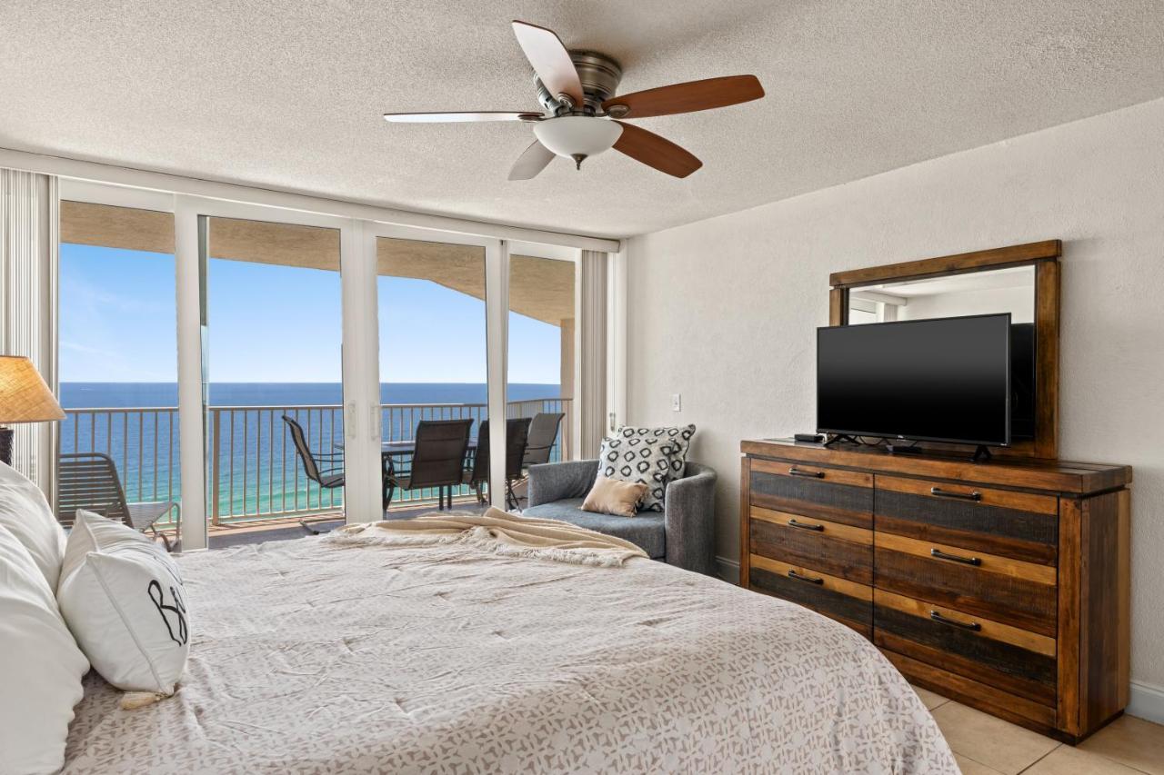 Enjoy A Birds Eye View At Panama Apartment *