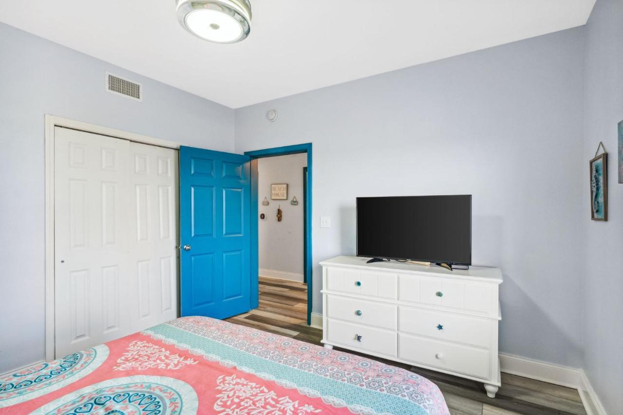 Eternal Waters At Laketown Wharf #1221 By Nautical Vacation Holiday home *