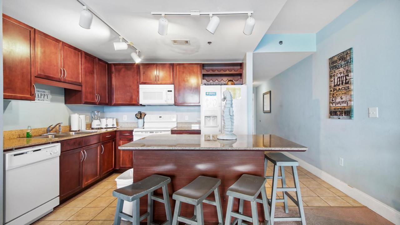 Holiday home The Happy Place At Laketown Wharf #1324 By Nautical *