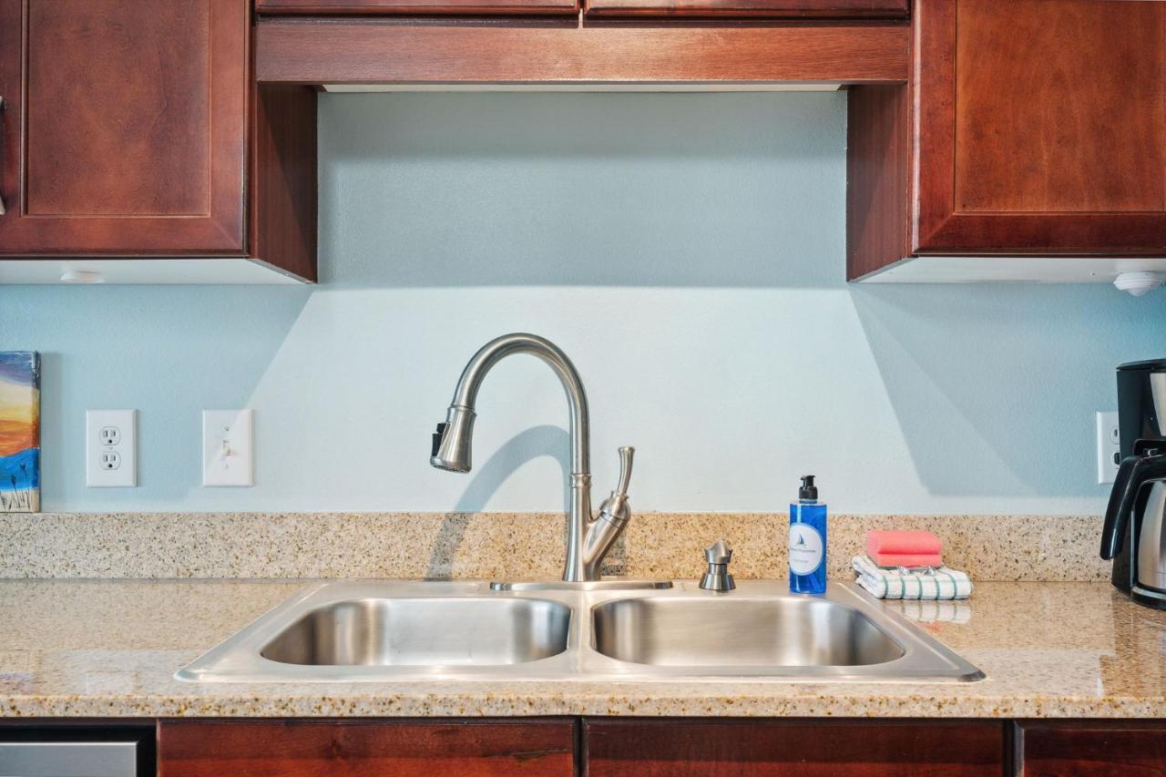 Holiday home A Shore Thing At Laketown Wharf #1904 By Nautical Panama City Beach