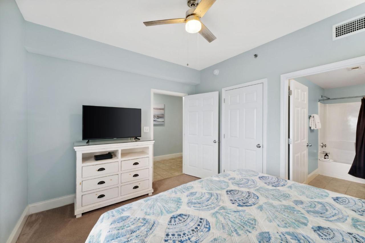 A Shore Thing At Laketown Wharf #1904 By Nautical