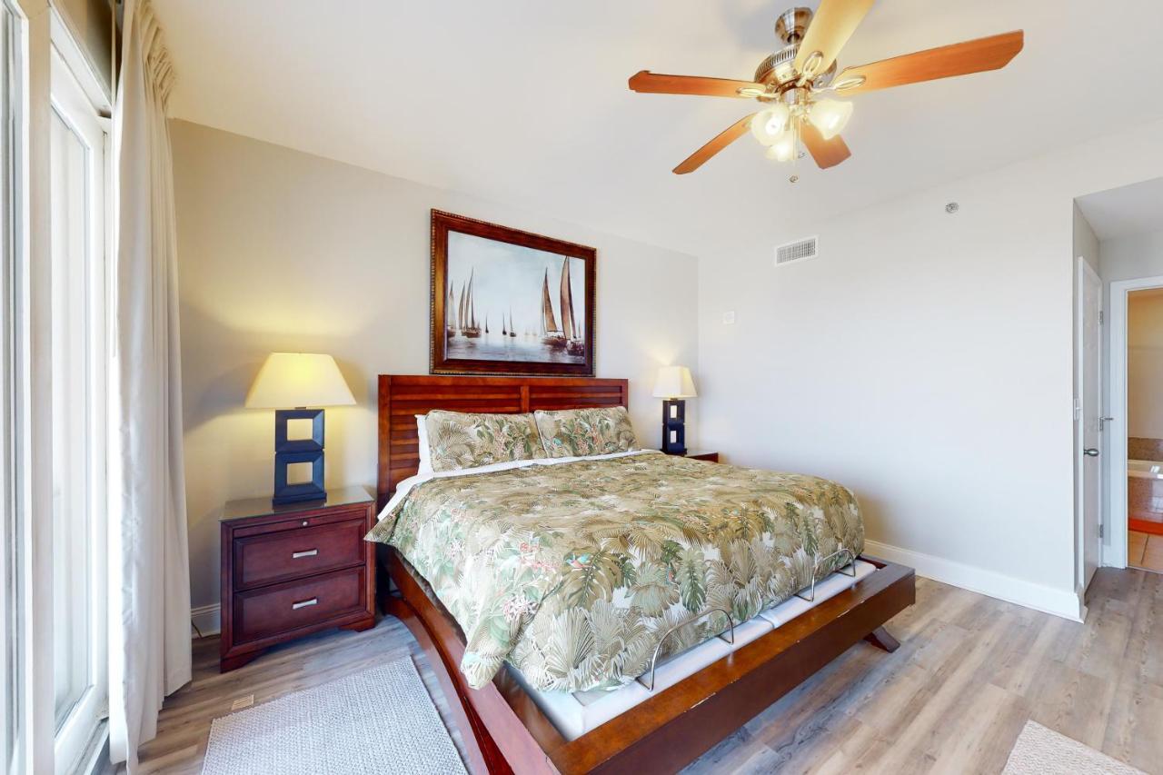 Hotel Laketown Wharf 933