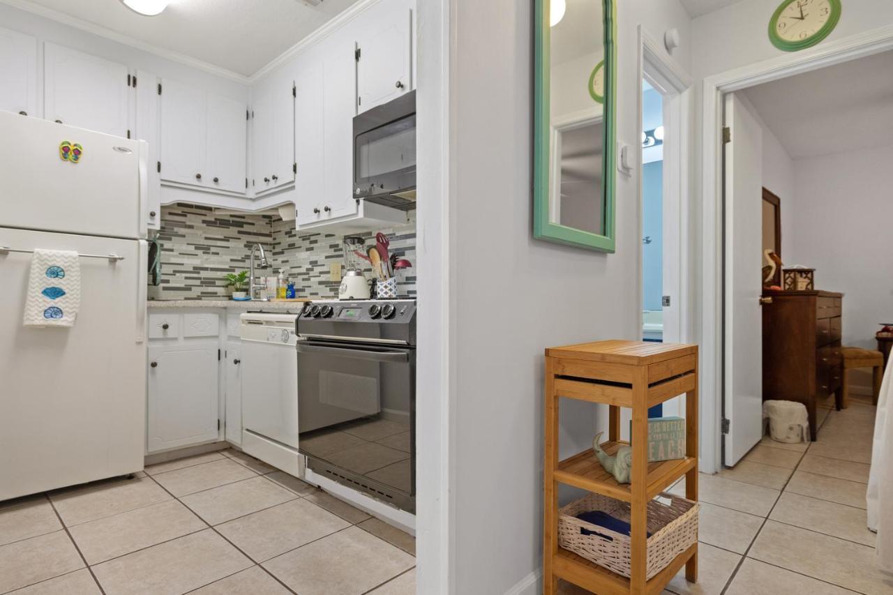 Chic Townhouse Steps To The Outdoor Pools Panama City Beach