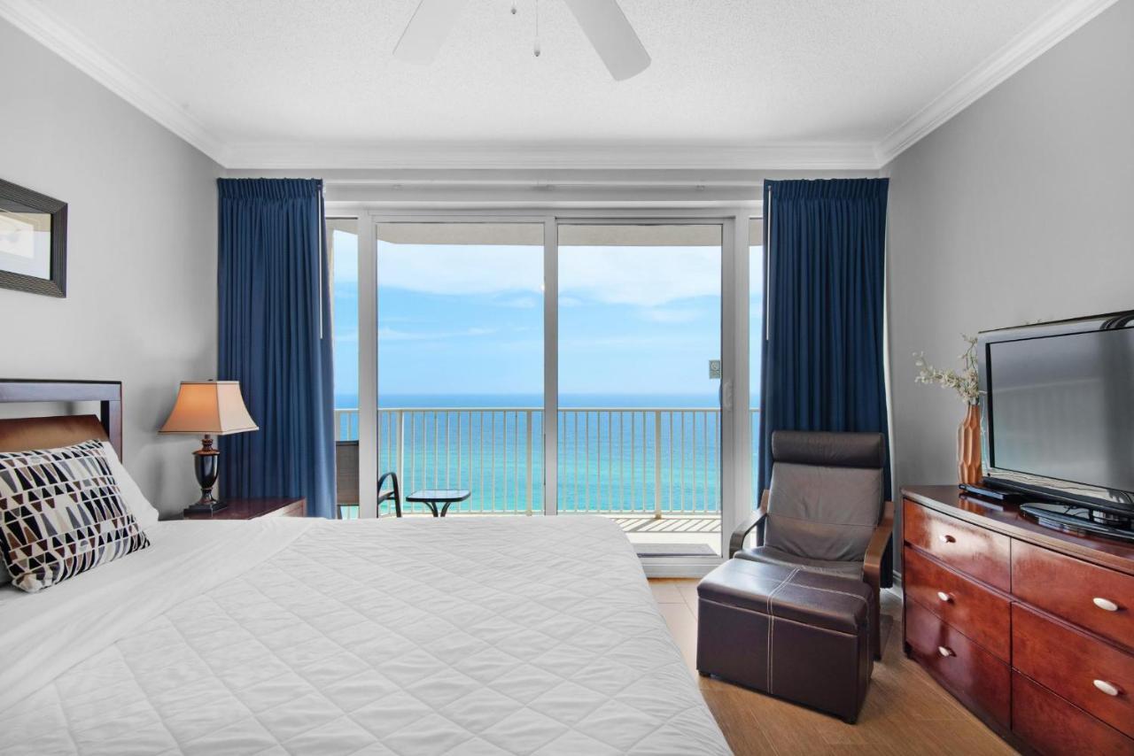 Boardwalk 1801 Apartment *