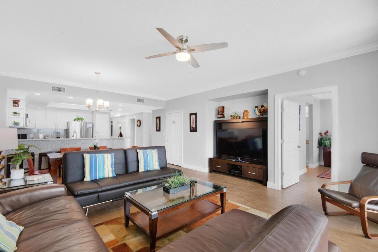 Boardwalk 1801 Apartment *