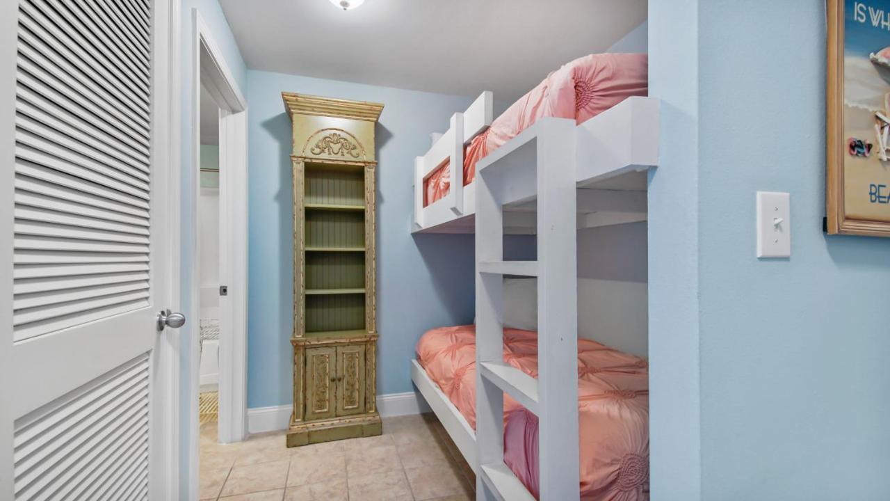 Holiday home Laketown Wharf #1704 By Nautical Vacation *