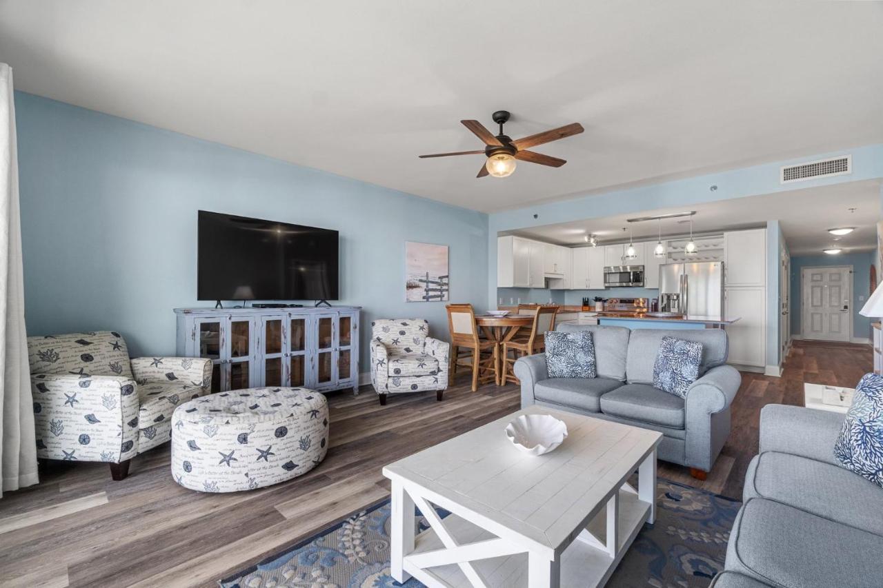 Beachy King At Laketown Wharf #812 By Nautical Holiday home