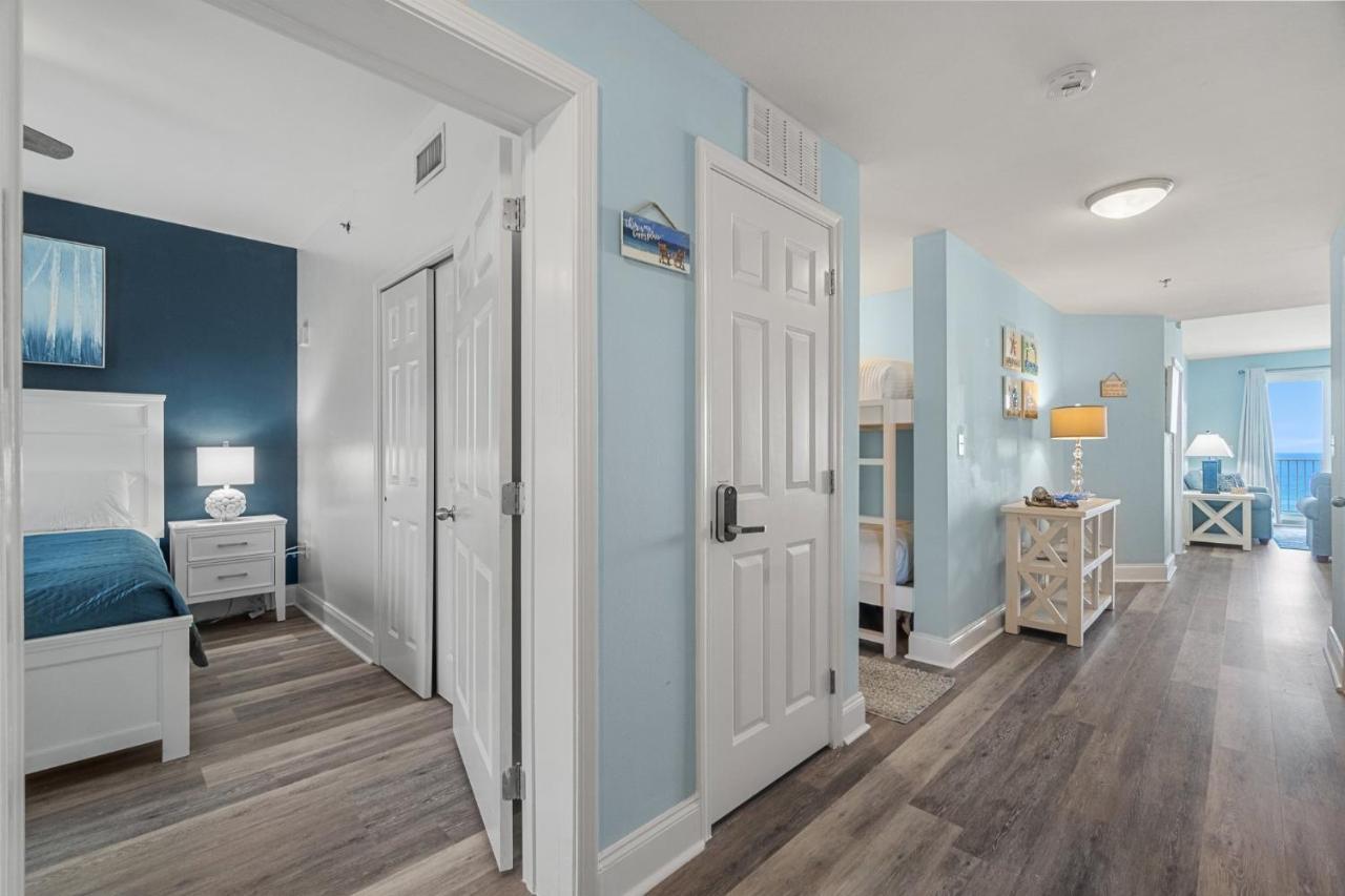 Beachy King At Laketown Wharf #812 By Nautical Holiday home Panama City Beach