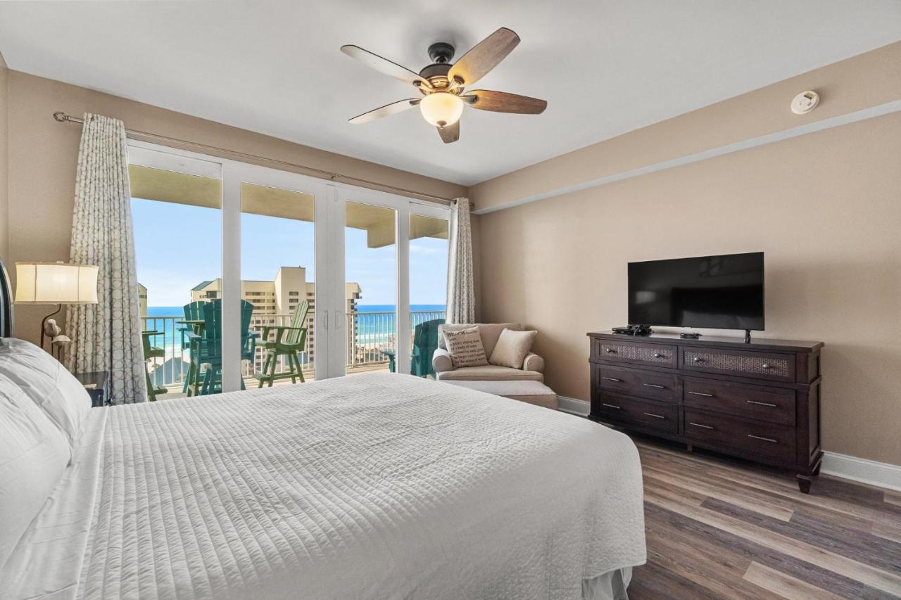 Beachy King At Laketown Wharf #812 By Nautical * Panama City Beach