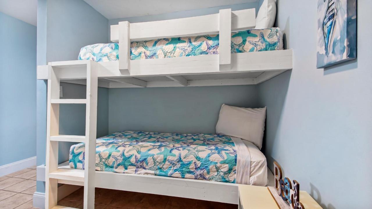 Laketown Wharf #317 By Nautical Holiday home *