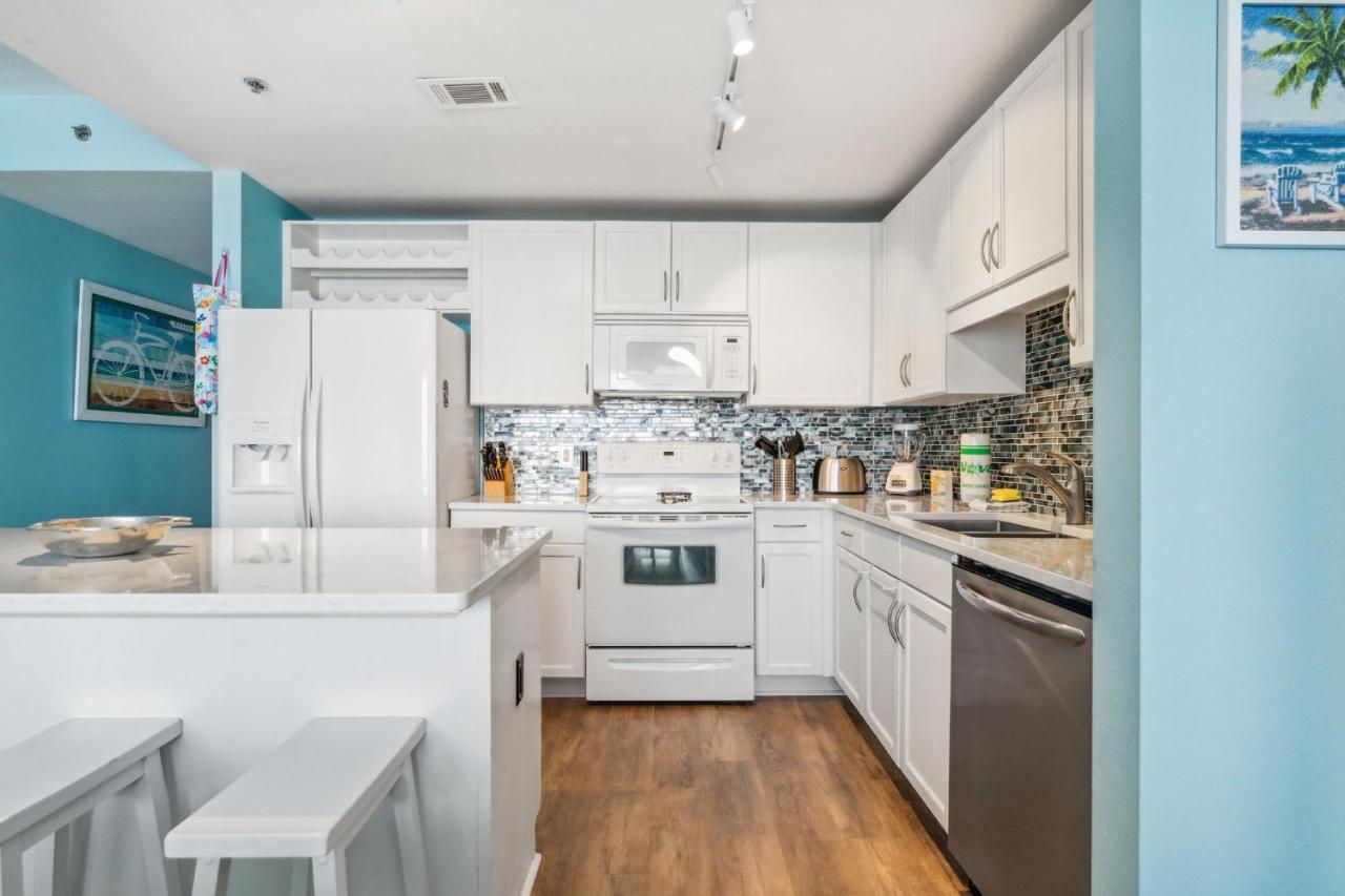 Sea-renity At Laketown Wharf #1607 By Nautical Panama City Beach