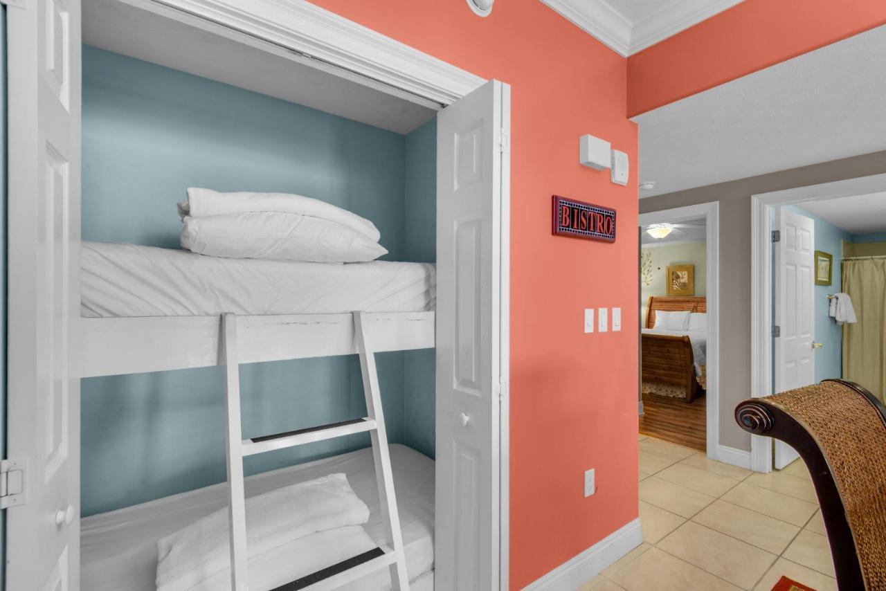 Holiday home Treasure Island 2210