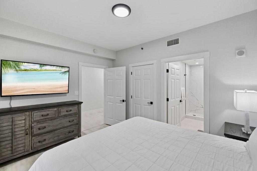 Spectacular 1bd Condo! Amazing Gulf Views! Free Chairs! By Dolce Getaways Pcb Apartment *