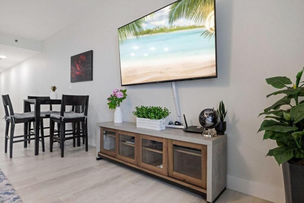Apartment Spectacular 1bd Condo! Amazing Gulf Views! Free Chairs! By Dolce Getaways Pcb *
