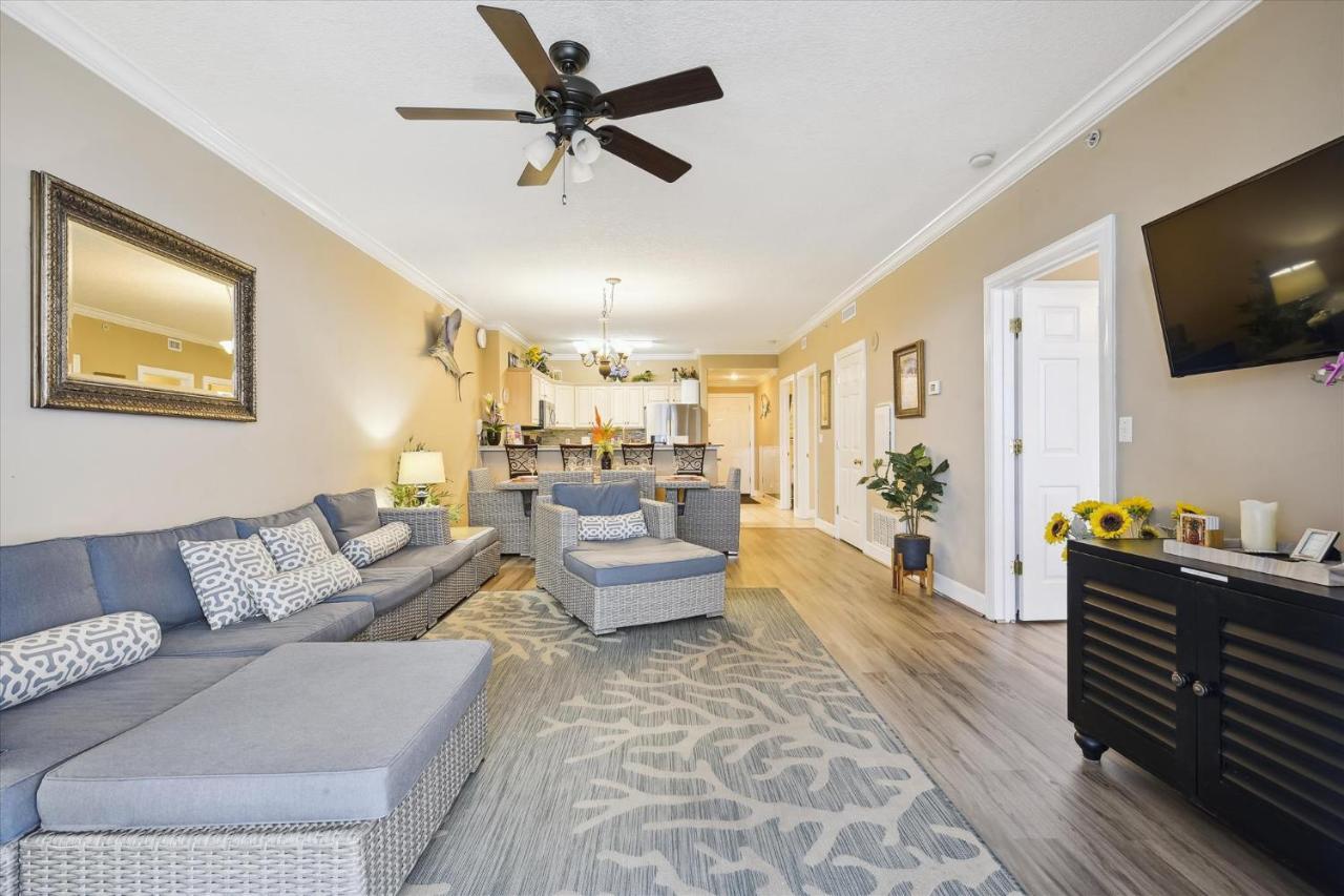 Twin Palms #1502 By Book That