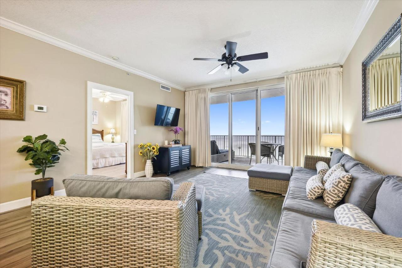 Holiday home Twin Palms #1502 By Book That
