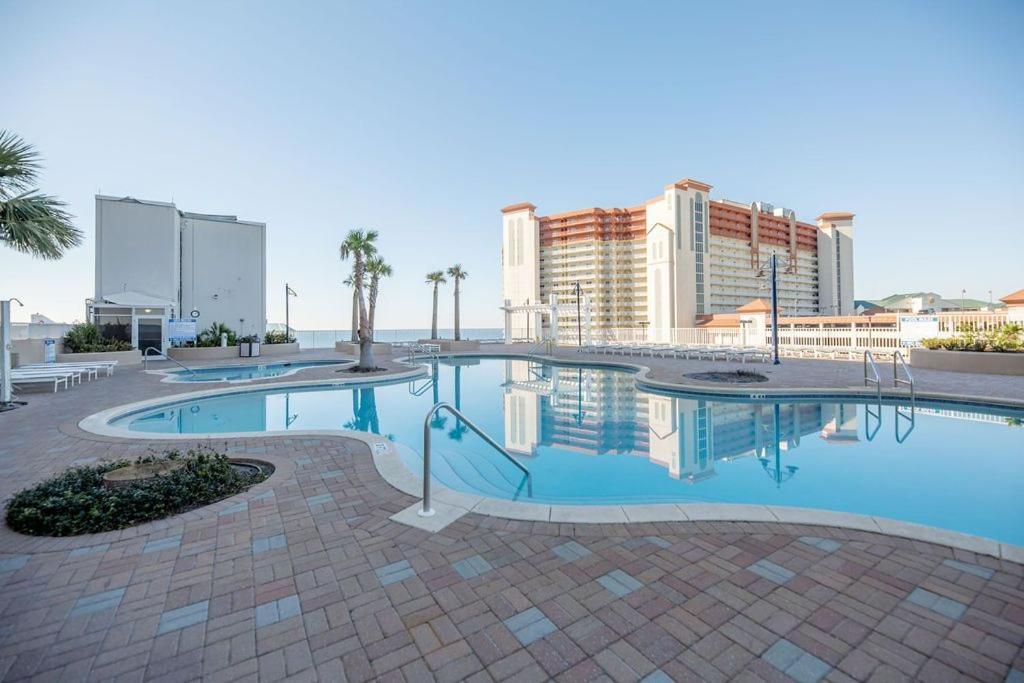 Penthouse At Laketown Wharf #2120 By Nautical