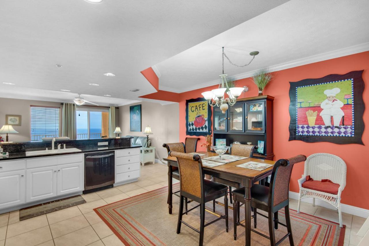 Holiday home Treasure Island 2210