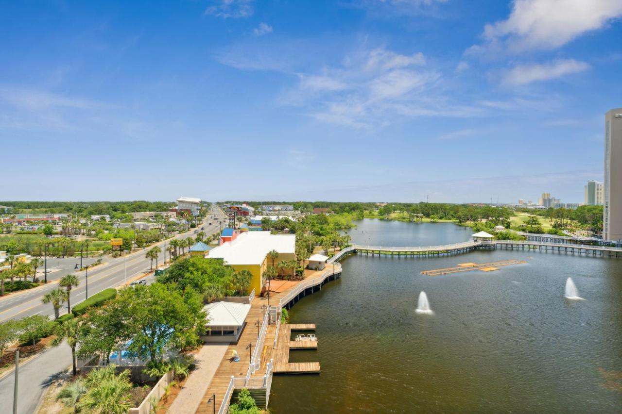 Laketown Wharf #638 By Nautical *