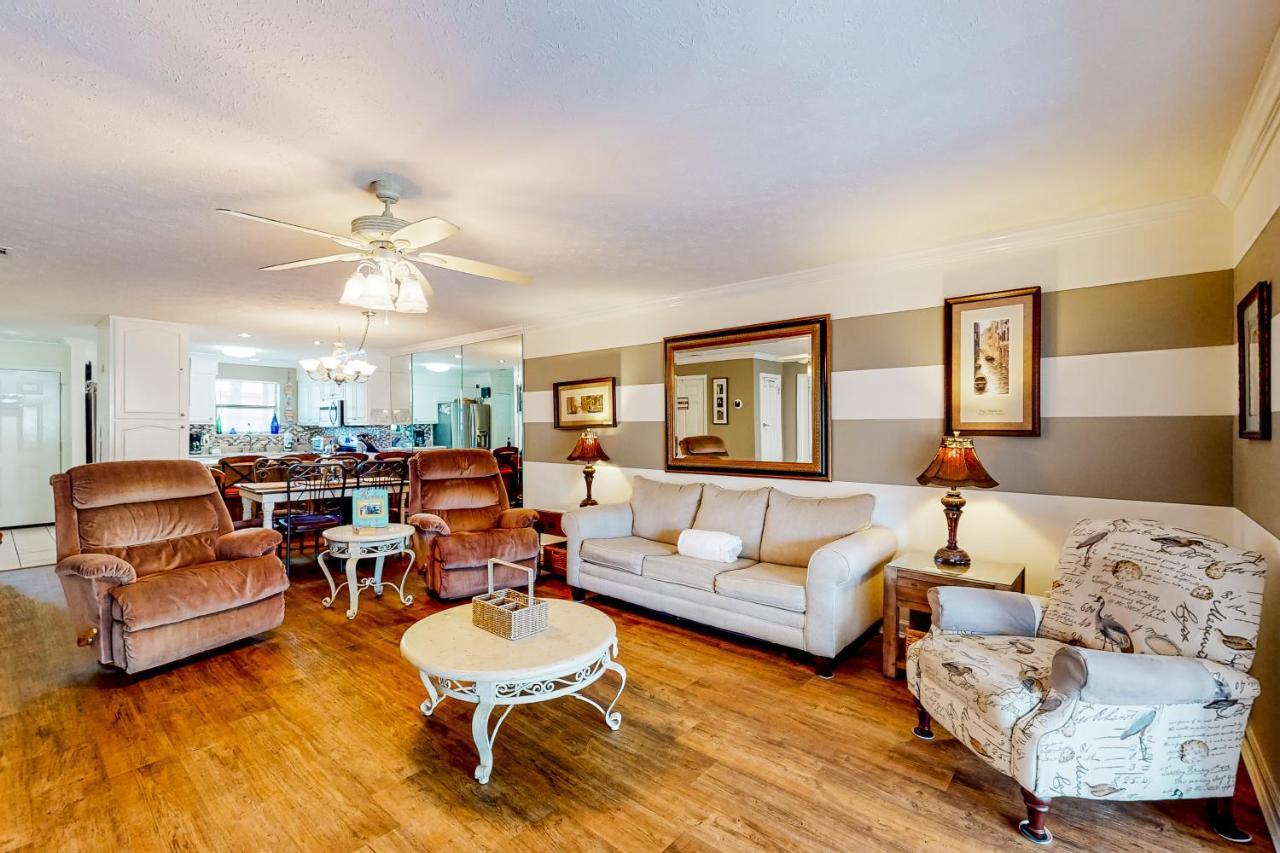 Gulf Highlands - 161 Grand Island Blvd *