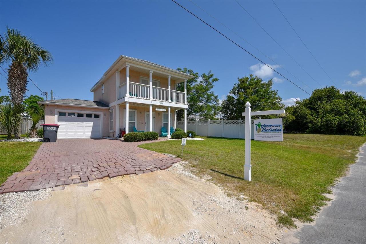 Charming 2 Bedroom Beach Cottage, Free Daily Activities Included, Sleeps 8, Quiet!