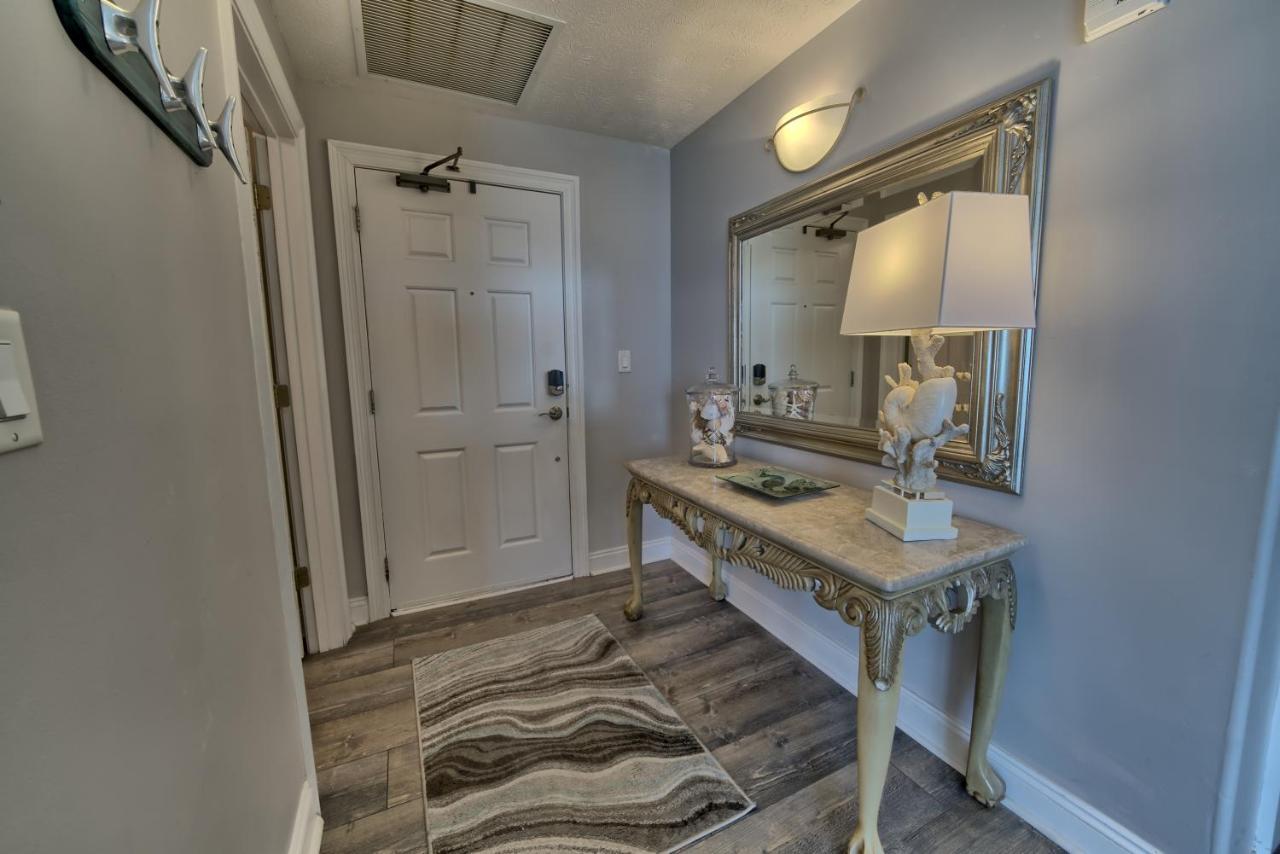Apartment Calming Beachfront With Oversized Balcony Facing The Gulf - Unit 2101 *