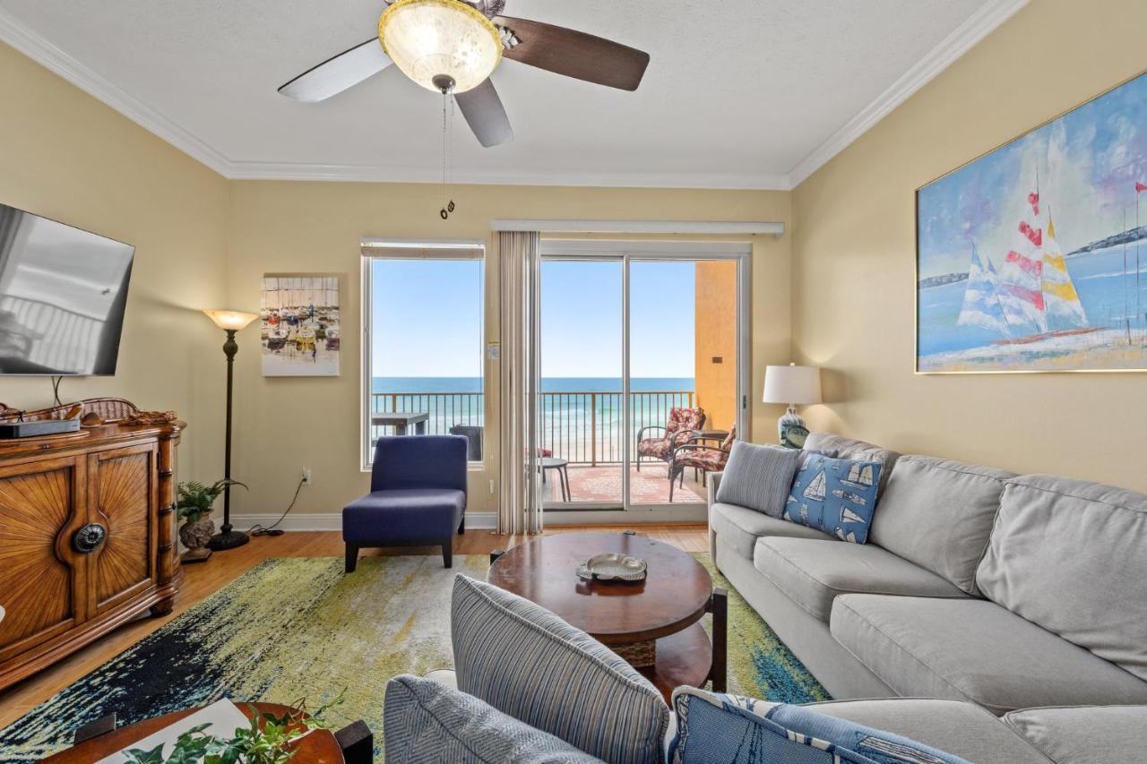 Apartment Treasure Island 0310