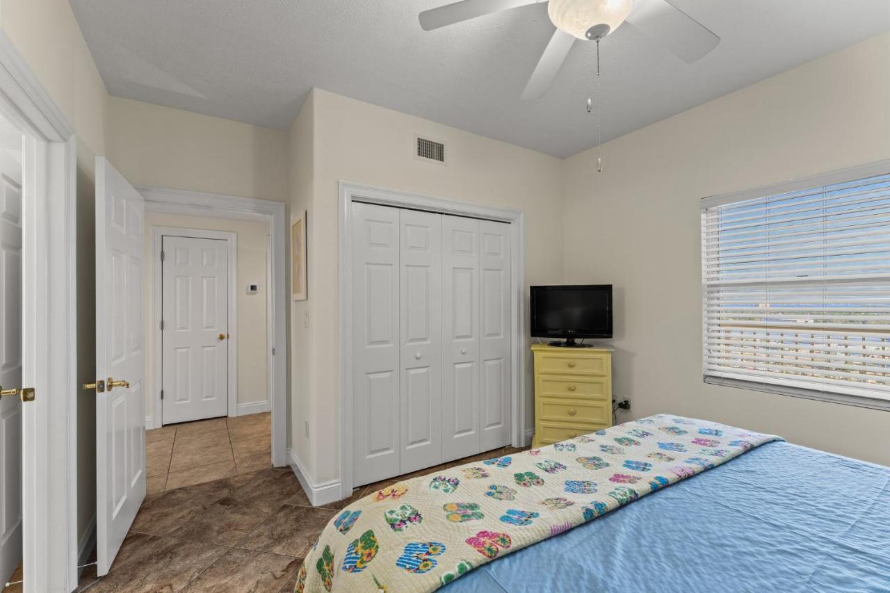 Treasure Island 2110 Apartment