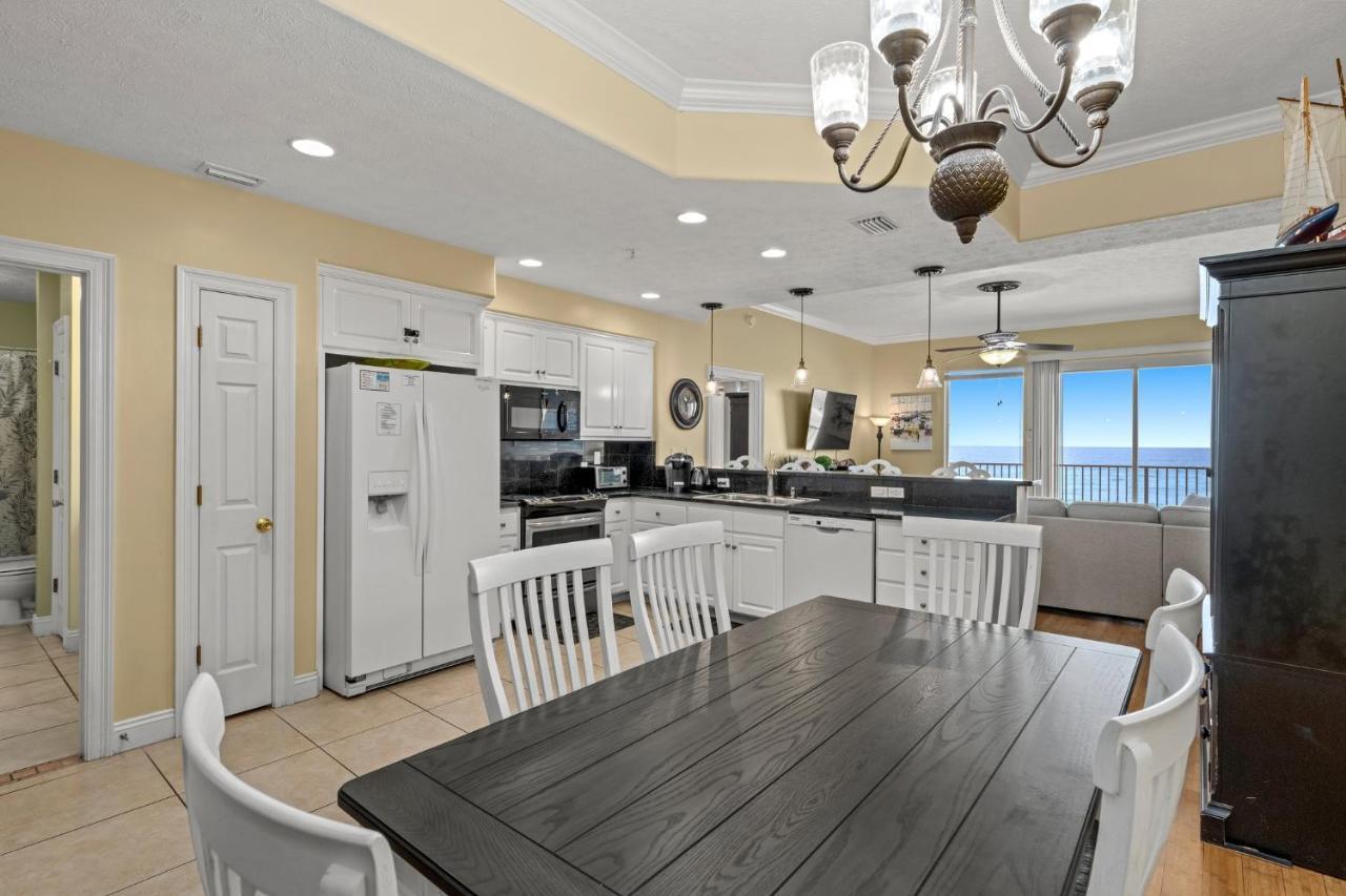 Apartment Treasure Island 0310