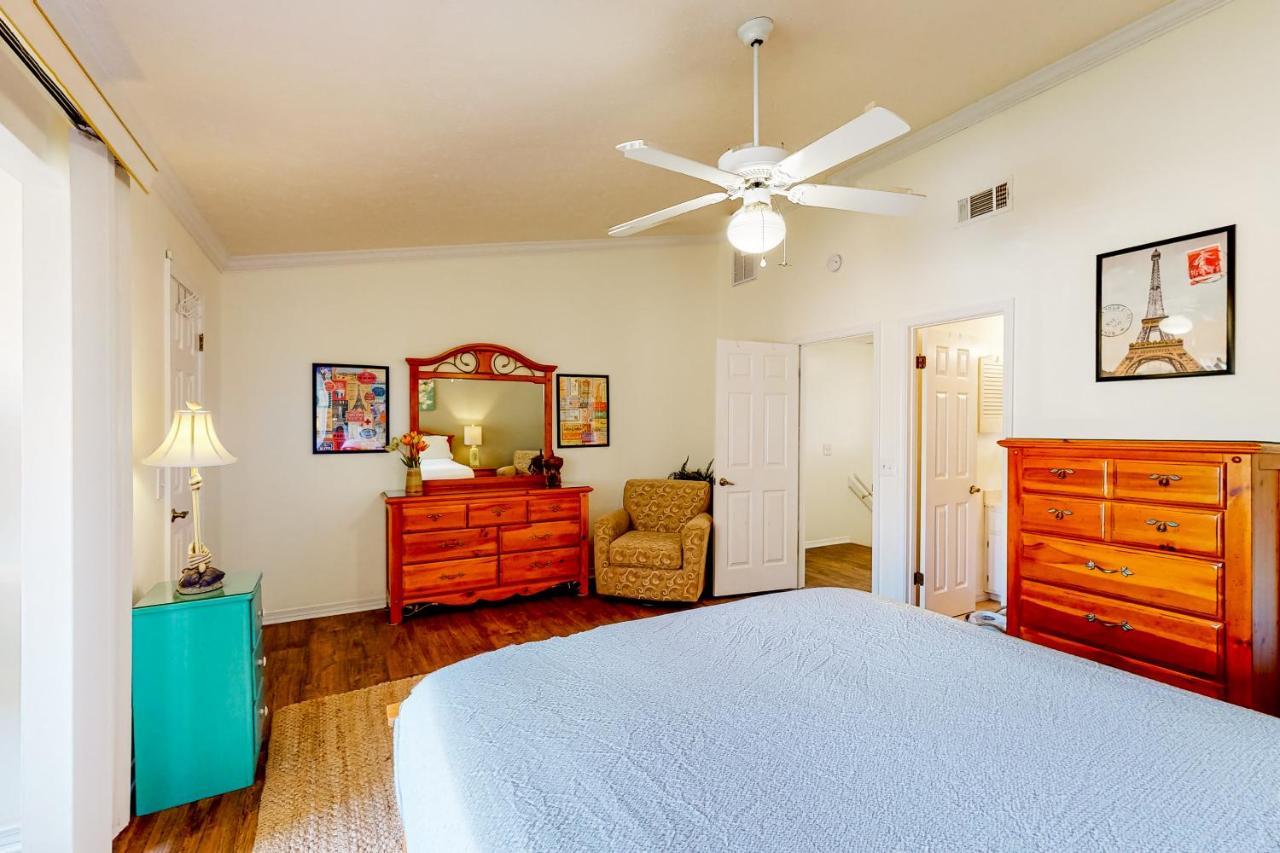 Gulf Highlands - 161 Grand Island Blvd
