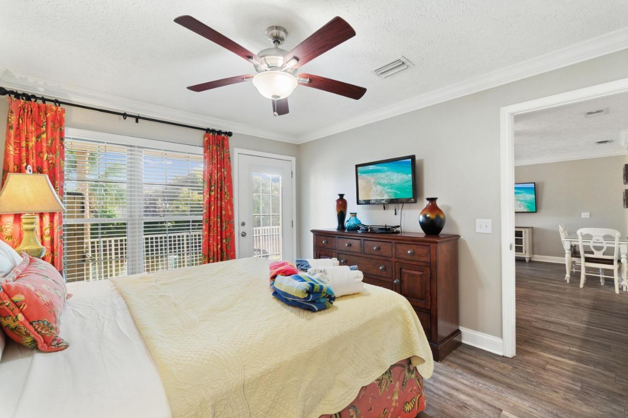 Seaspray Hideaway Sleeps 8 Pools Access