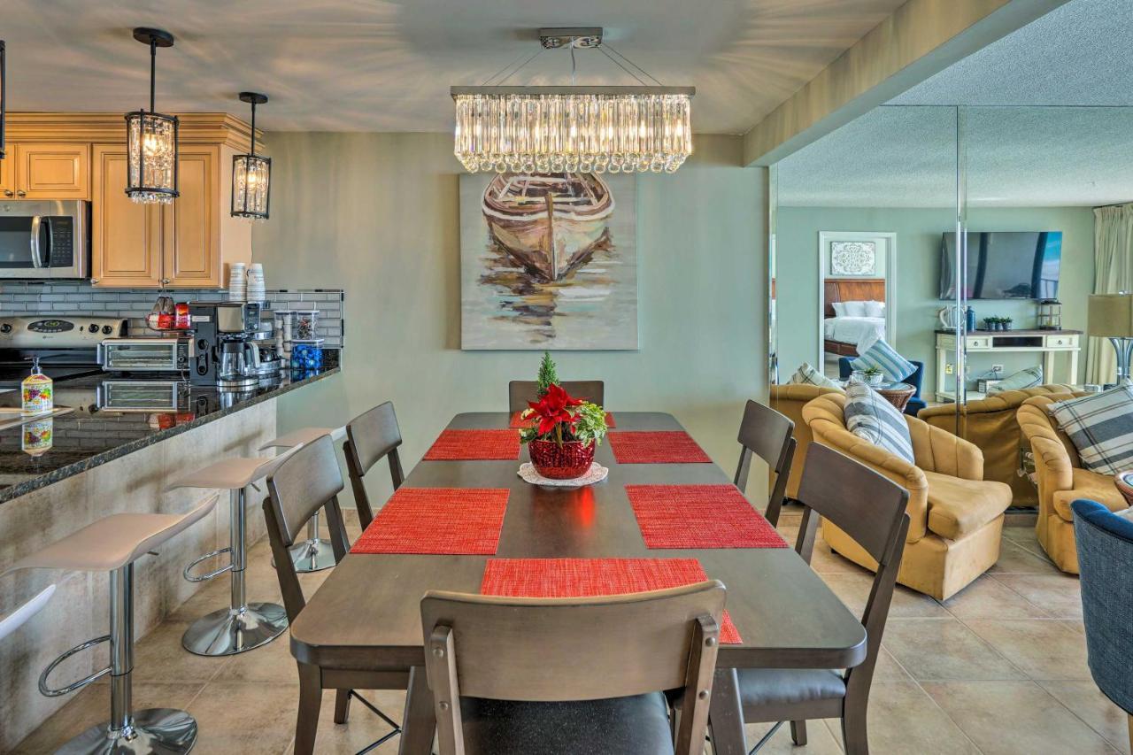 Idyllic Pcb With Pool Access And Ocean Views! *