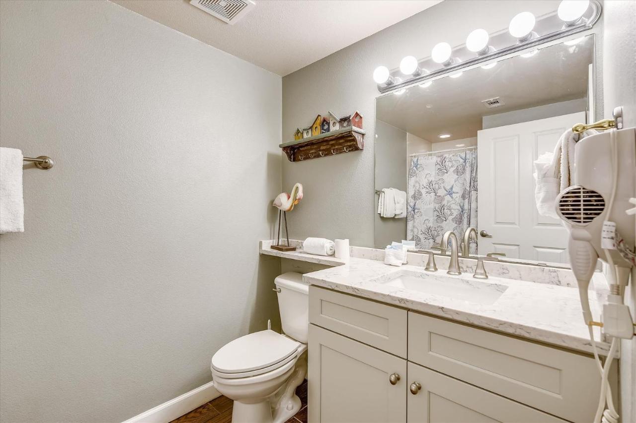 Shores Of Panama 1807 -fantastic 2bdbunks, Sleeps 8! Reserved Parking! Free Fun Apartment *