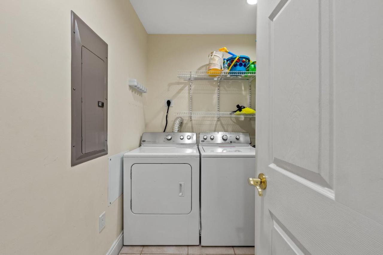 Apartment Treasure Island 0310