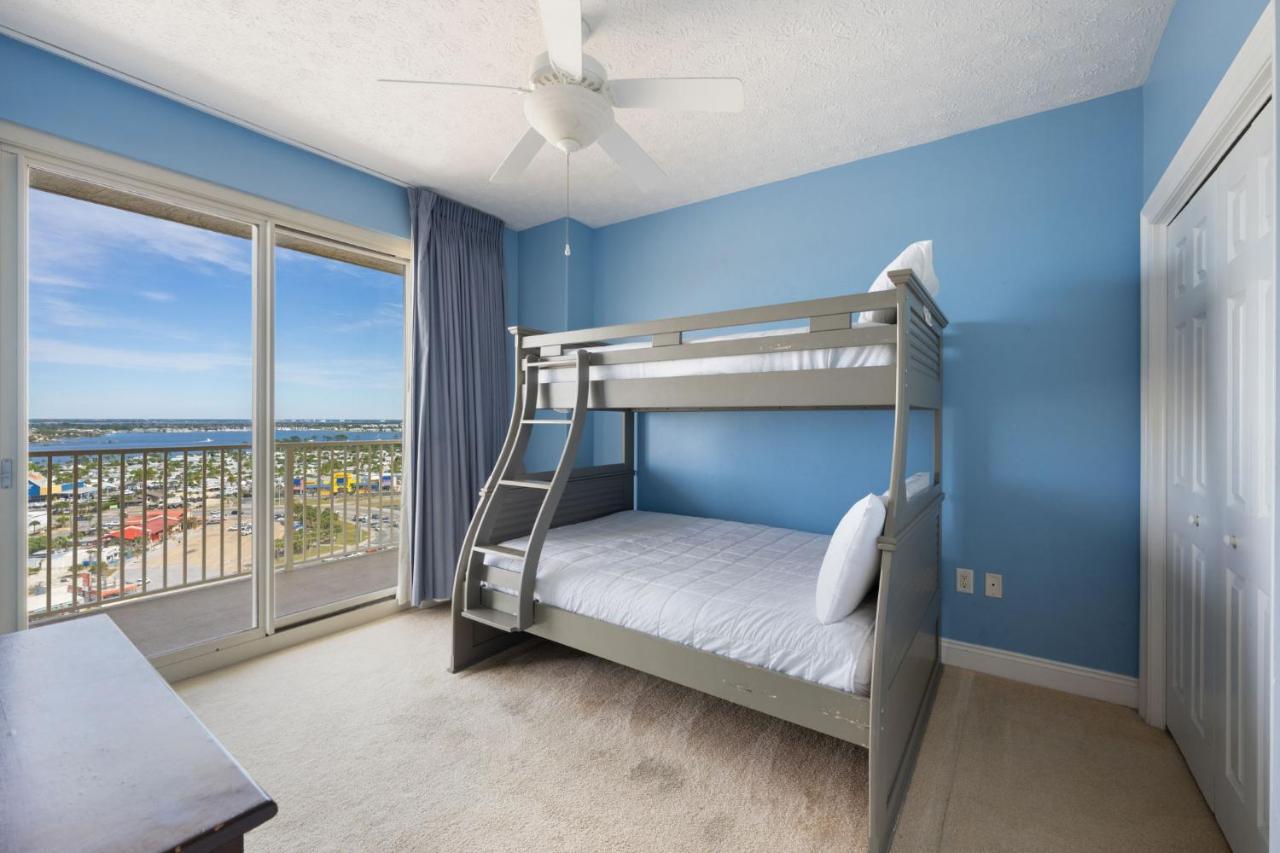 Apartment Treasure Island 1601 *