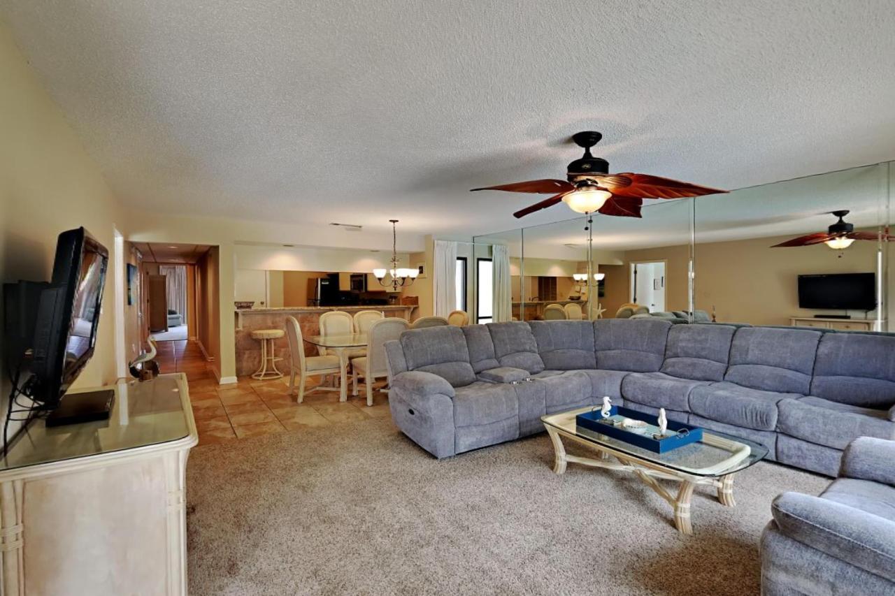 Edgewater 2407